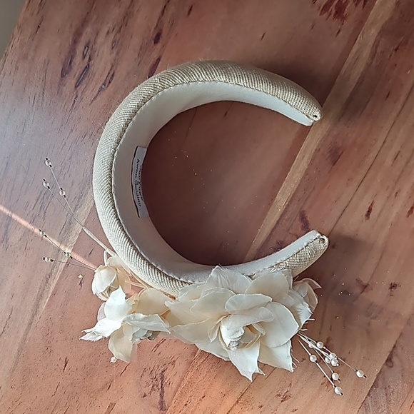 Lock & co by Awon Goulding - Picture 1 of 7